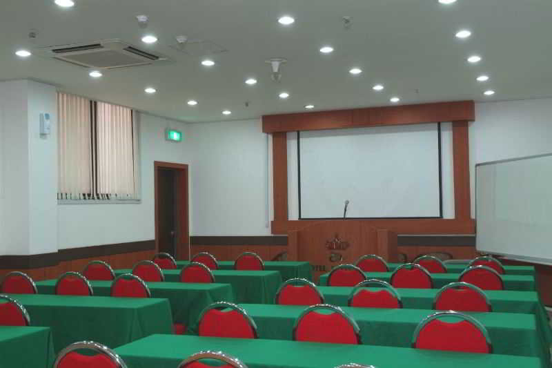 Conferences
 di Ulwang Tourist