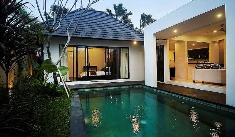 Pool thumbnail 9