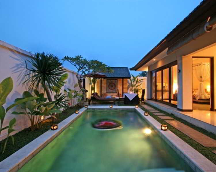 Pool thumbnail 8