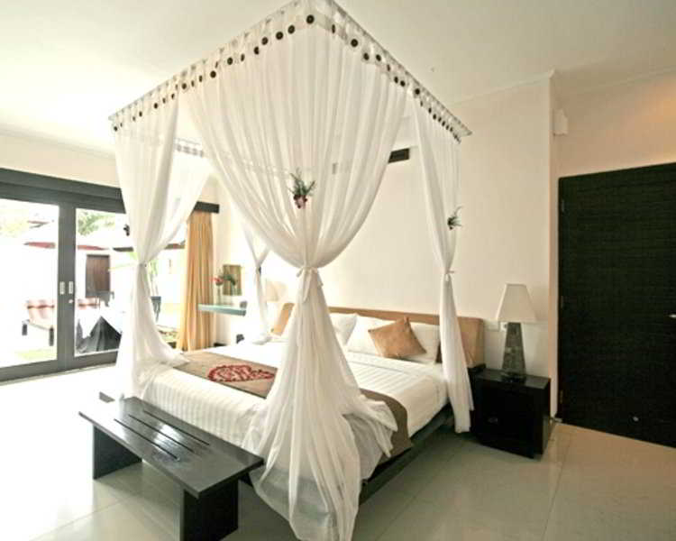 Room thumbnail 1