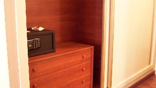 Room Room
