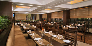 Restaurant
 di Country Inn & Suites by Carlson Gurgaon Sec 12