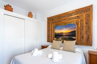 Cel Blau Apartamentos