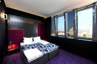 Room
 di Plaza V Hotel