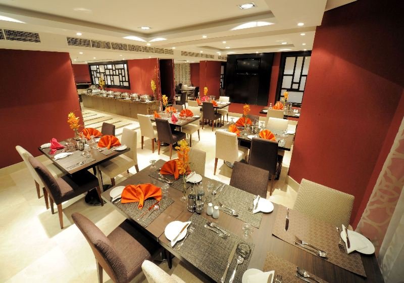 Al Hamra Hotel Sharjah - Restaurant