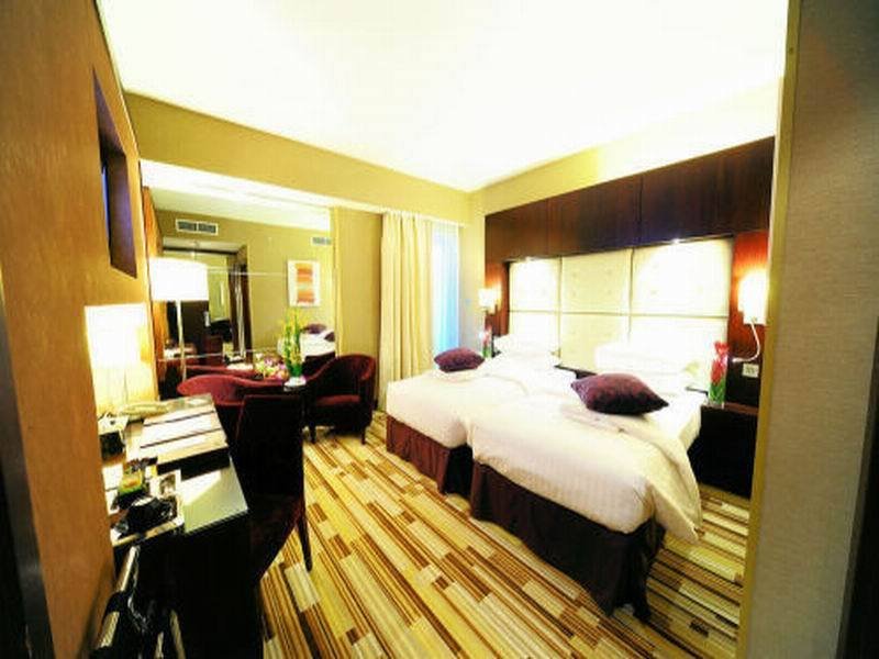 Al Hamra Hotel Sharjah - Zimmer