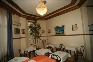 Restaurant
 di Nea Metropolis