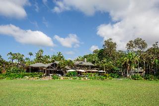 Breakfree Aanuka Beach Resort