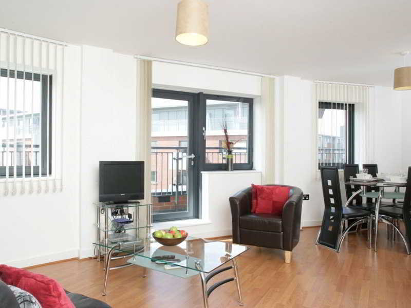Comfort Zone Parkside Apartment Hotel Birmingham, Birmingham