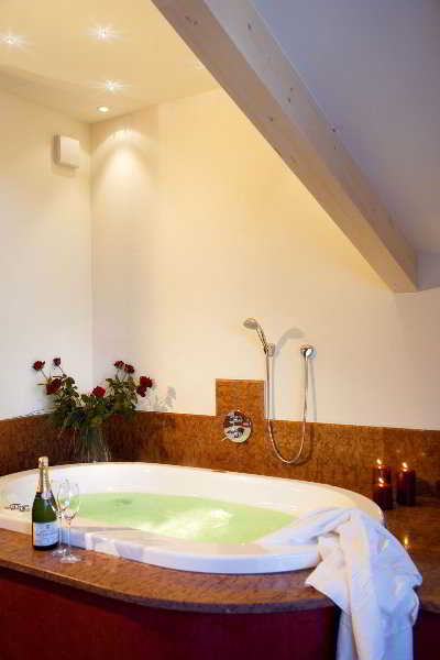 Room
 di Suite Hotel Villa Tirol