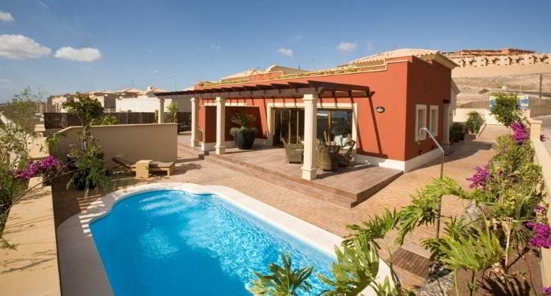 Pool
 di Villas Castillo Premium