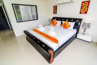Room thumbnail 14
