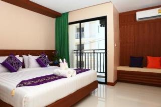 Room thumbnail 5