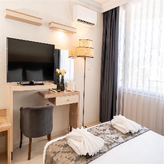 Room Room