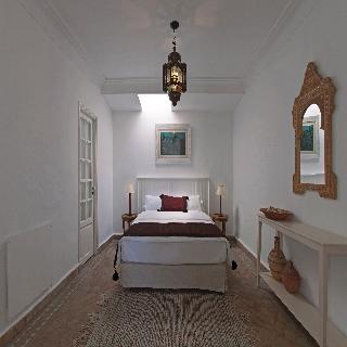 Room Room