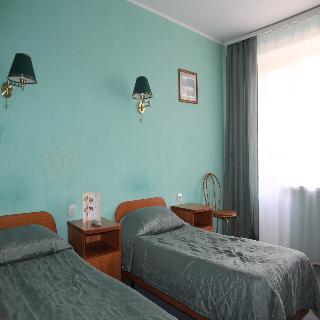 Room thumbnail 5