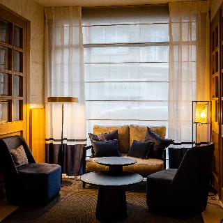 Lobby
 di Le Chatelain Hotel