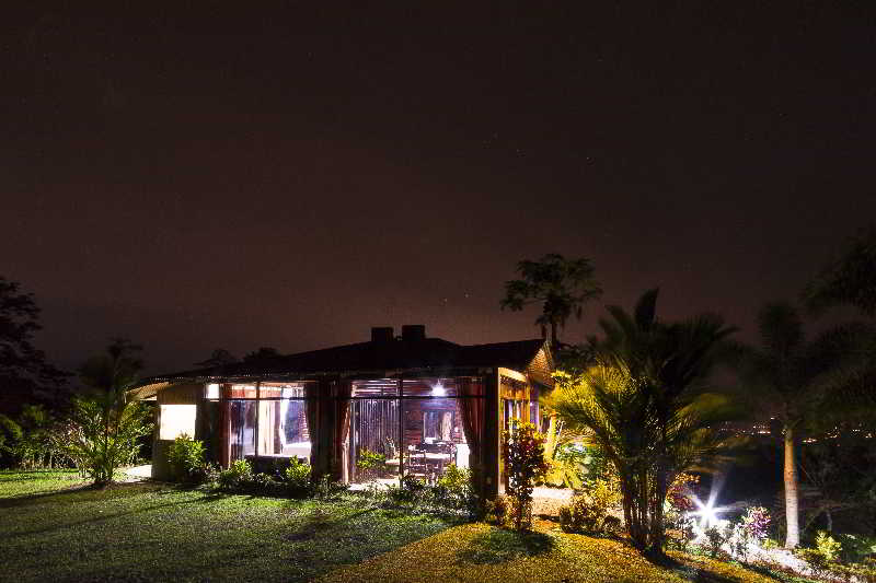 Arenal Waterfall Lodge