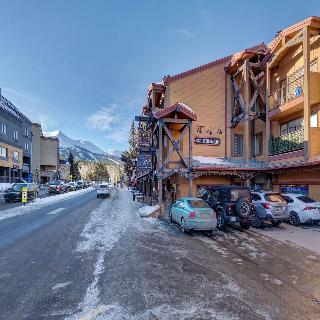 Der Steiermark (Downtown Condos with Ski Access)