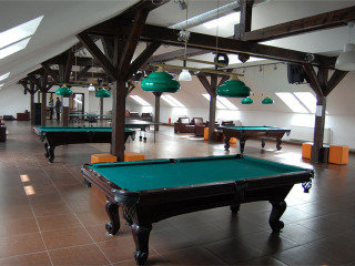 Sports and Entertainment
 di Wolf 1