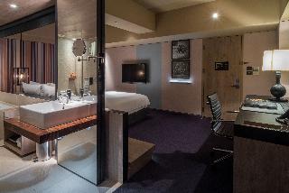 Room:TWN.DX