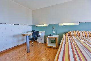 Room thumbnail 18