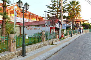 General view
 di Tom & John Center