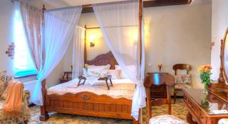 Room thumbnail 53