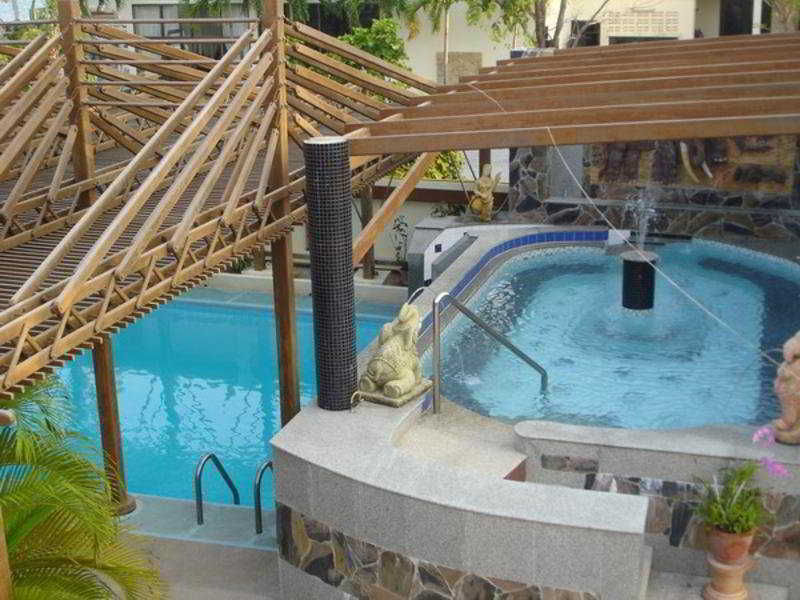 Pool thumbnail 5
