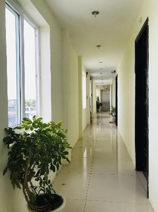 Canary Hotel Hue