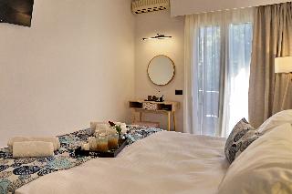 Room Room