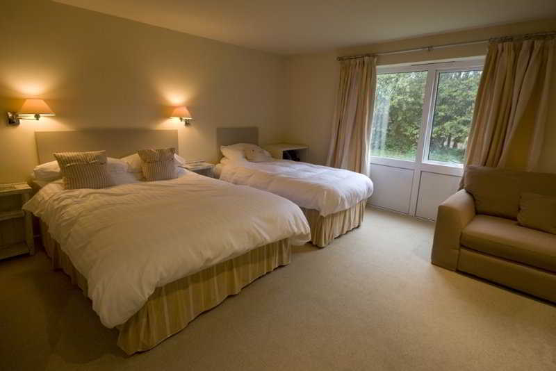 Room thumbnail 1