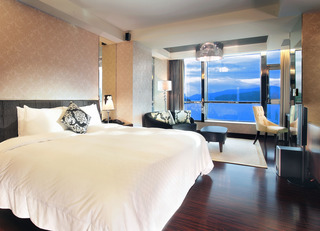 Room:DBL.ST-3