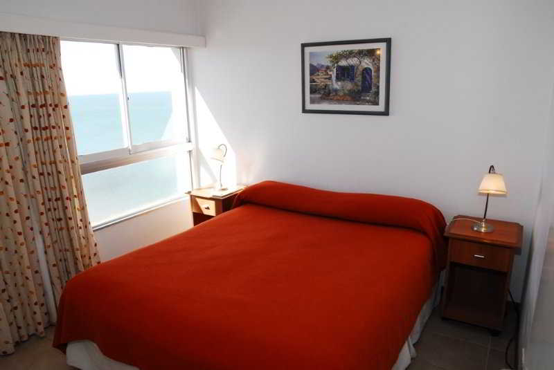 Room thumbnail 1
