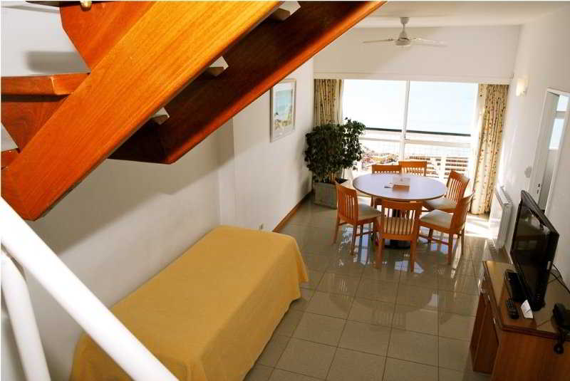 Room thumbnail 5