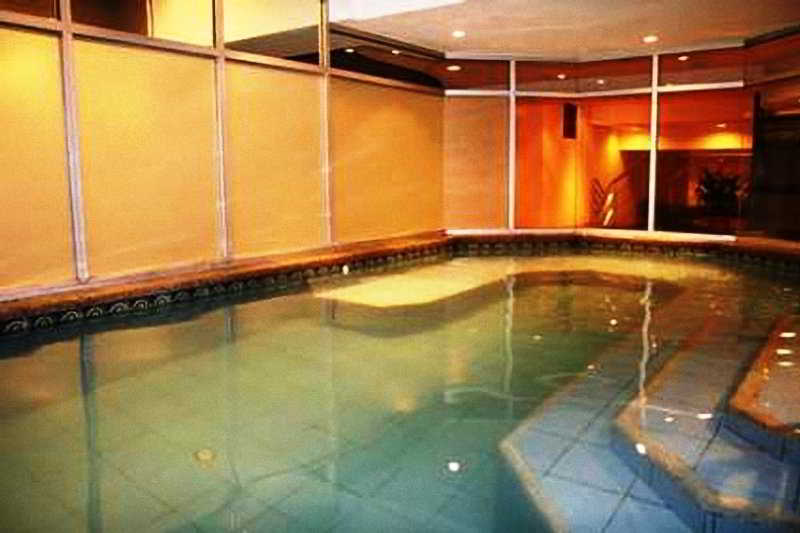 Pool
 di Hampton Inn By Hilton Guayaquil Downtown