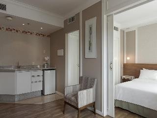 Room
 di InterCity The Universe