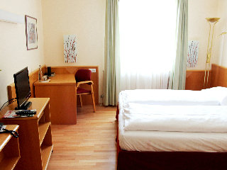 Room
 di Das Reinisch B&B Vienna Airport Hotel