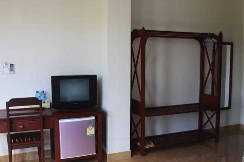 Room
 di Sinnakhone