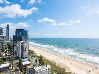 BreakFree Acapulco Surfers Paradise