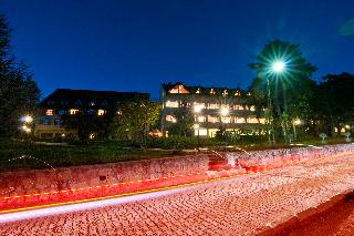 Grand Abant Hotel (Buyuk Abant Hotel)