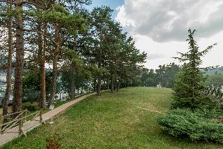 Grand Abant Hotel (Buyuk Abant Hotel)