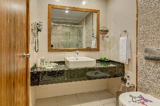 Grand Abant Hotel (Buyuk Abant Hotel)