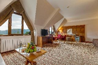Grand Abant Hotel (Buyuk Abant Hotel)