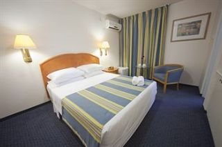 Room
 di Q-Hotel Poleg Beach