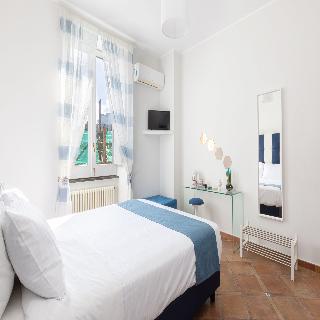 Room Room
