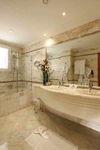 Room
 di Tunis Grand Hotel