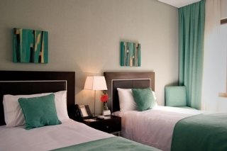 Room thumbnail 2