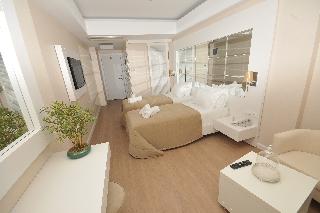 Alesta Yacht