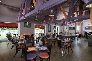 Bar
 di Inter Hotel Le Relais D' Aubagne